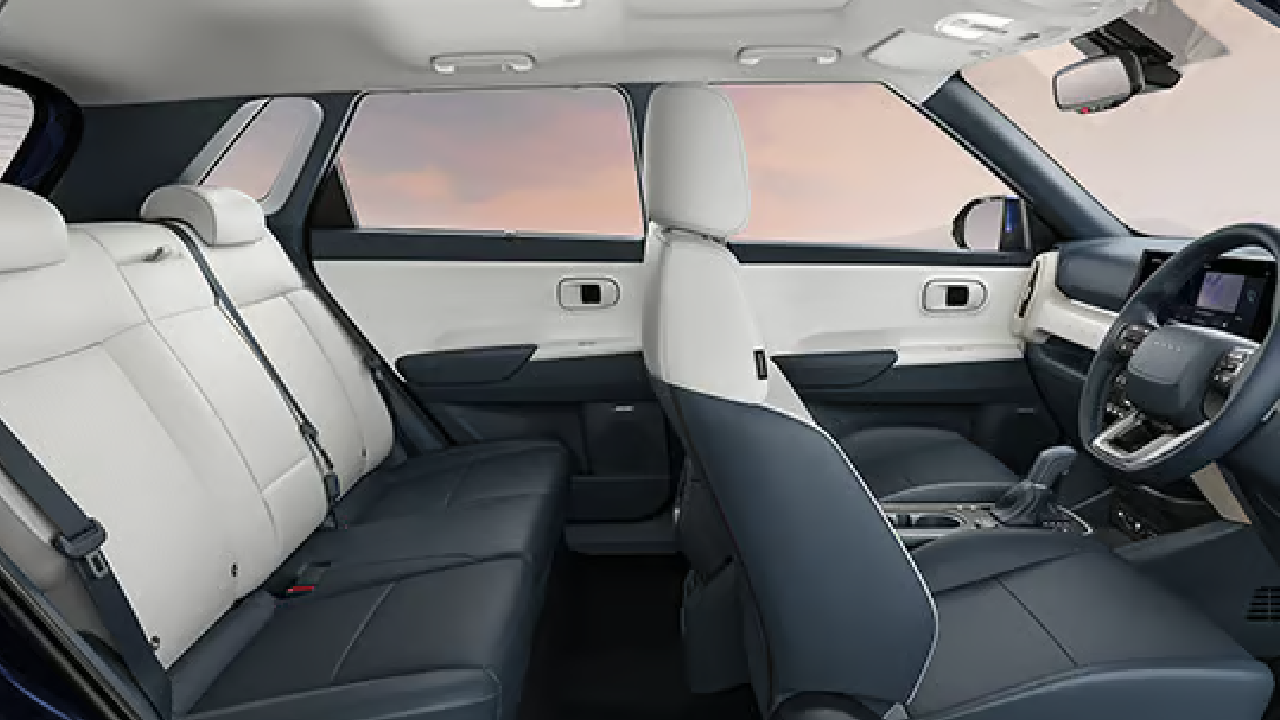 hyundai venue interior 2025