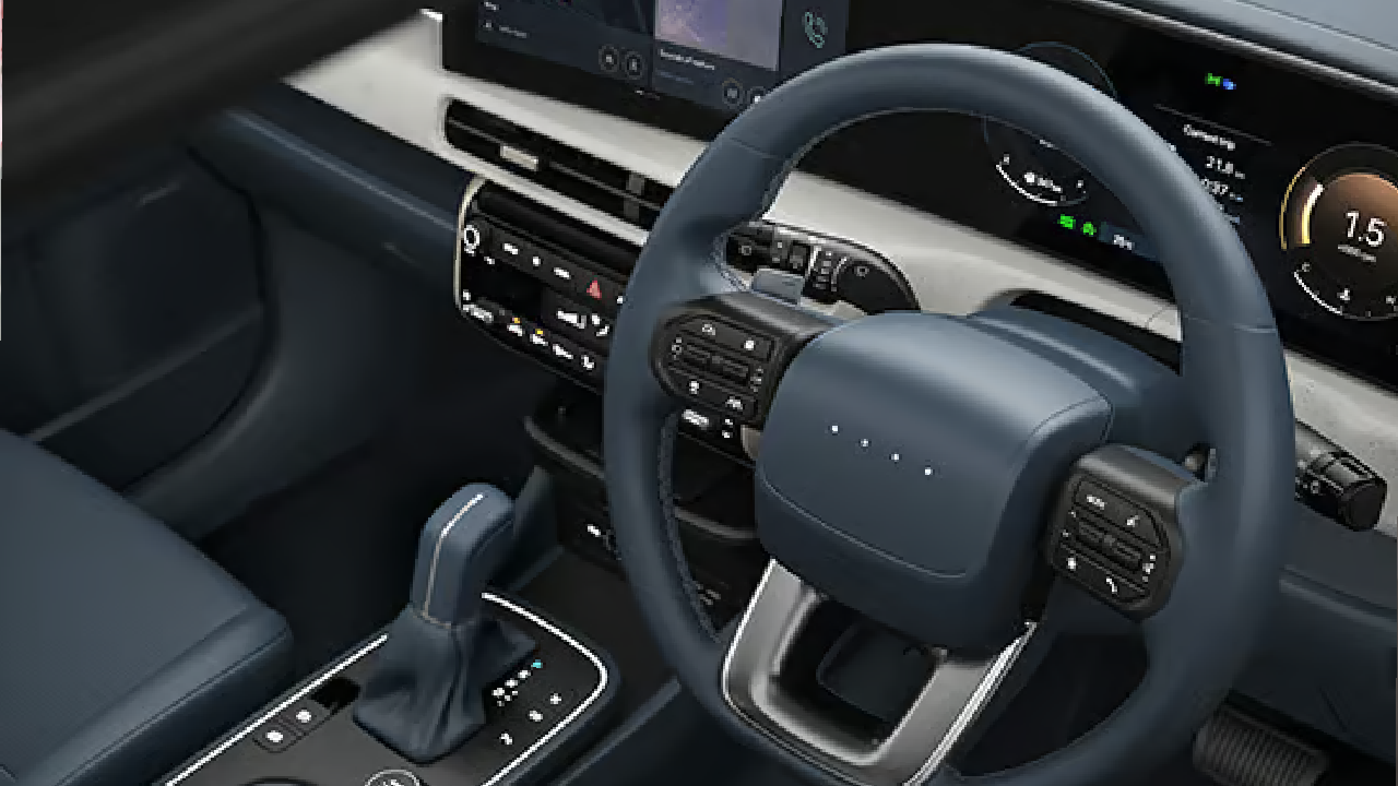 hyundai venue 2025 interior 